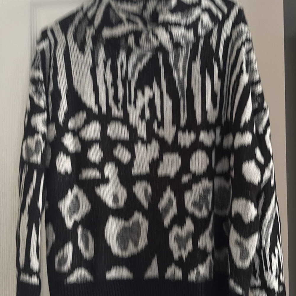 Black and White Patterned Sweater